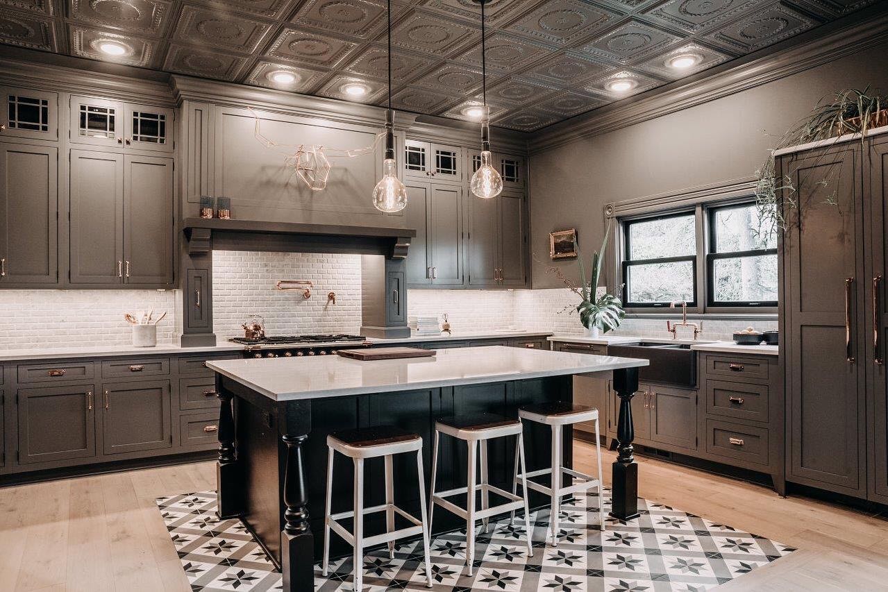 kitchen remodel by Parr Cabinet Design