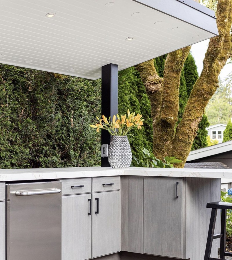 great countertops and outdoor kitchen solutions Parr Cabinet Design Center, Weather-resistant outdoor cabinets, exemplifying durability and style for outdoor spaces.